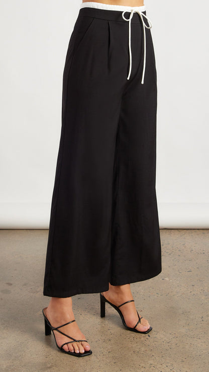 The Monochrome Luxe Wide-Leg Pants