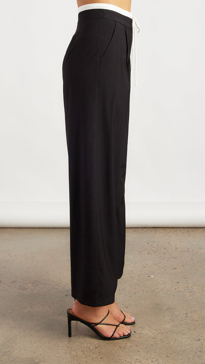 The Monochrome Luxe Wide-Leg Pants